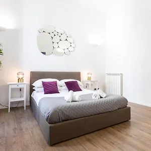 Toniolo Two Bedroom Two Bath Apartment Rome